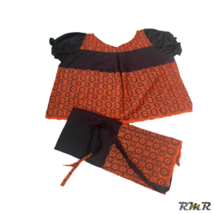 Ensemble pagne et haut large style marinière noir unique d'un coté et orange/noir de l'autre. (tenue africaine)