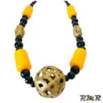 Collier en perle jaune/or/noir (accessoire africain)