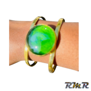 Bracelet en laiton avec perle verte